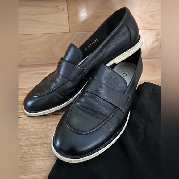 Chanel Loafers Size IT 38.5 - Picture 1 of 12